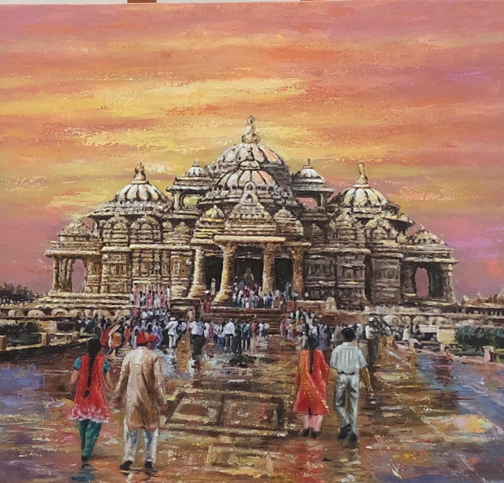Akshardham temple in Delhi at sunset